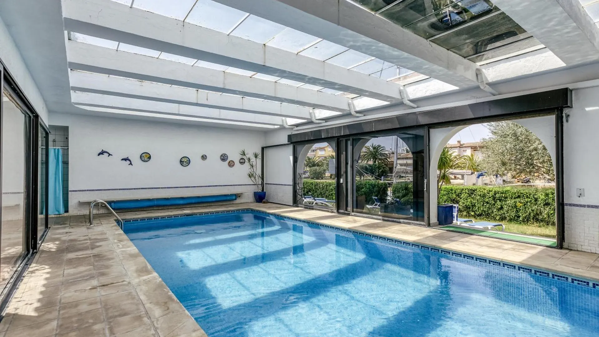 아파트 Art- Apartamentos Revilla Tacke G 엠푸리아브라바