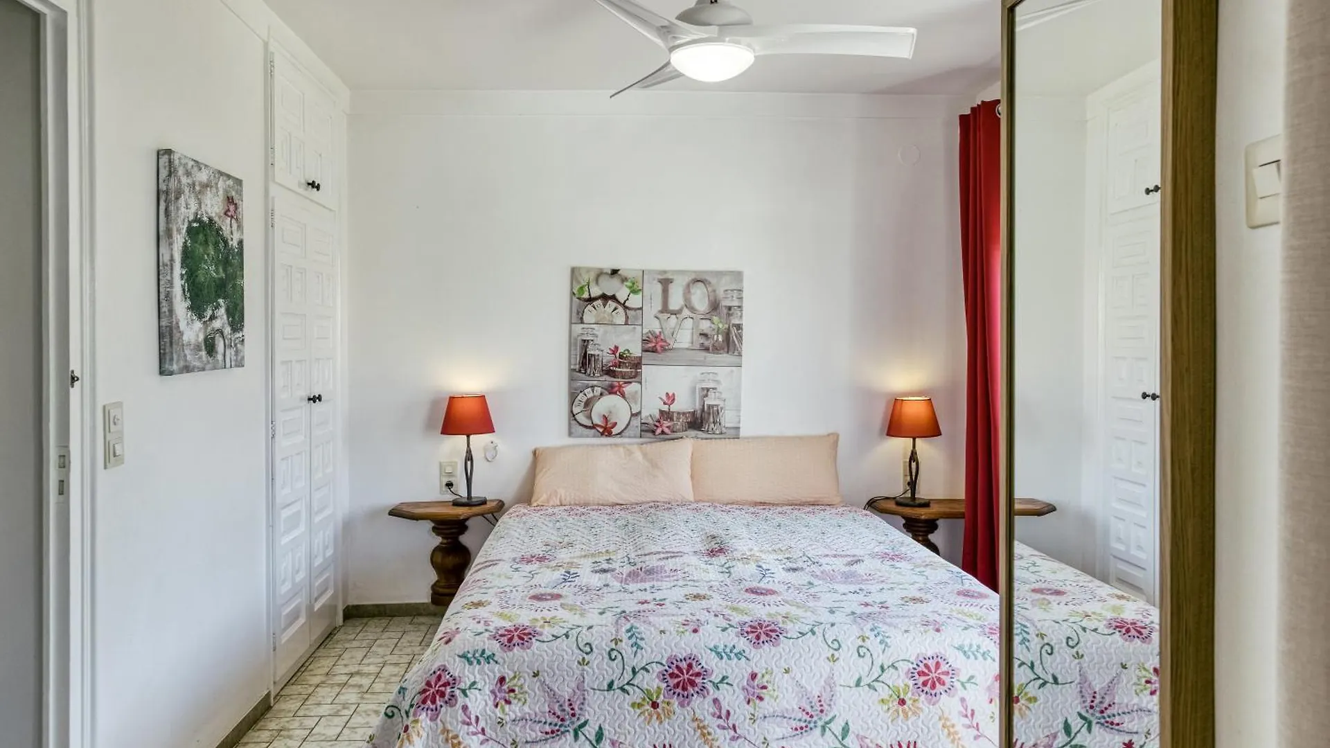 Art- Apartamentos Revilla Tacke G 엠푸리아브라바 아파트
